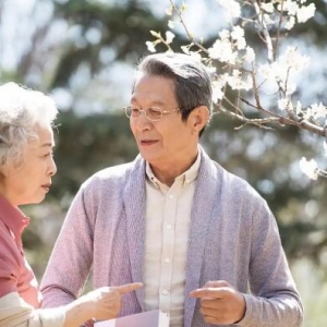 ʮ����������ˮ�X�����鲻���c�Y�����ӵĲ�����������и�����